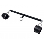 Черная распорка для ног с кожаными манжетами - Pecado - купить с доставкой в Сергиевом Посаде