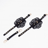 Черный фигурные оковы с золотистой фурнитурой - Crazy Handmade - купить с доставкой в Сергиевом Посаде