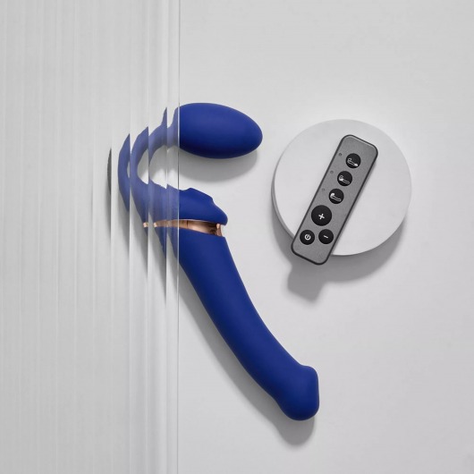 Синий безремневой страпон Multi Orgasm Bendable Strap-On size L с клиторальной стимуляцией - Strap-on-me - купить с доставкой в Сергиевом Посаде